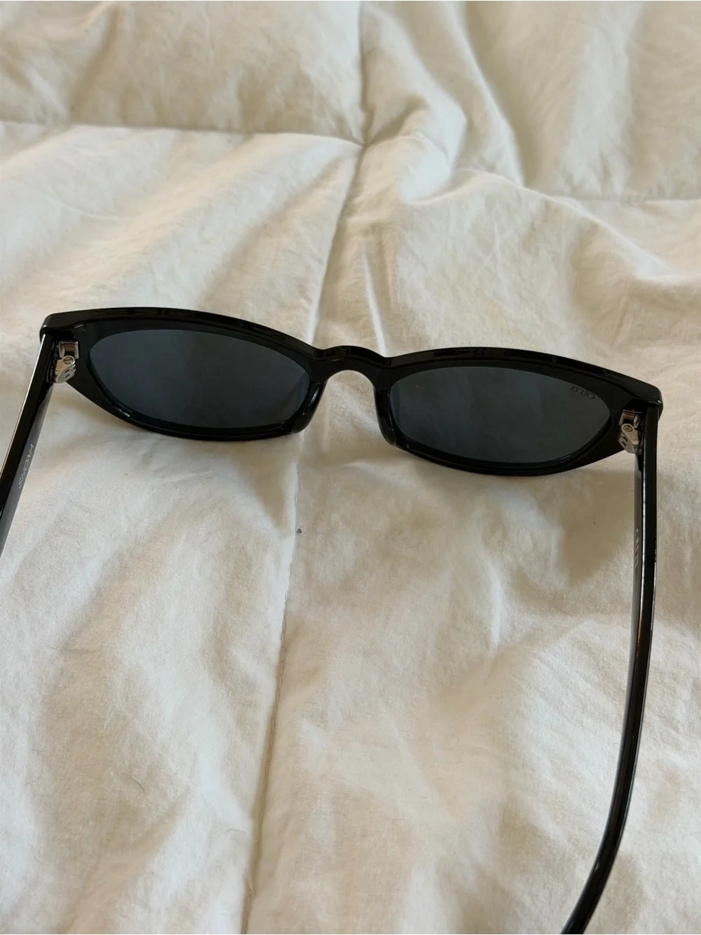 Otra Black Cat-Eye Sunglasses